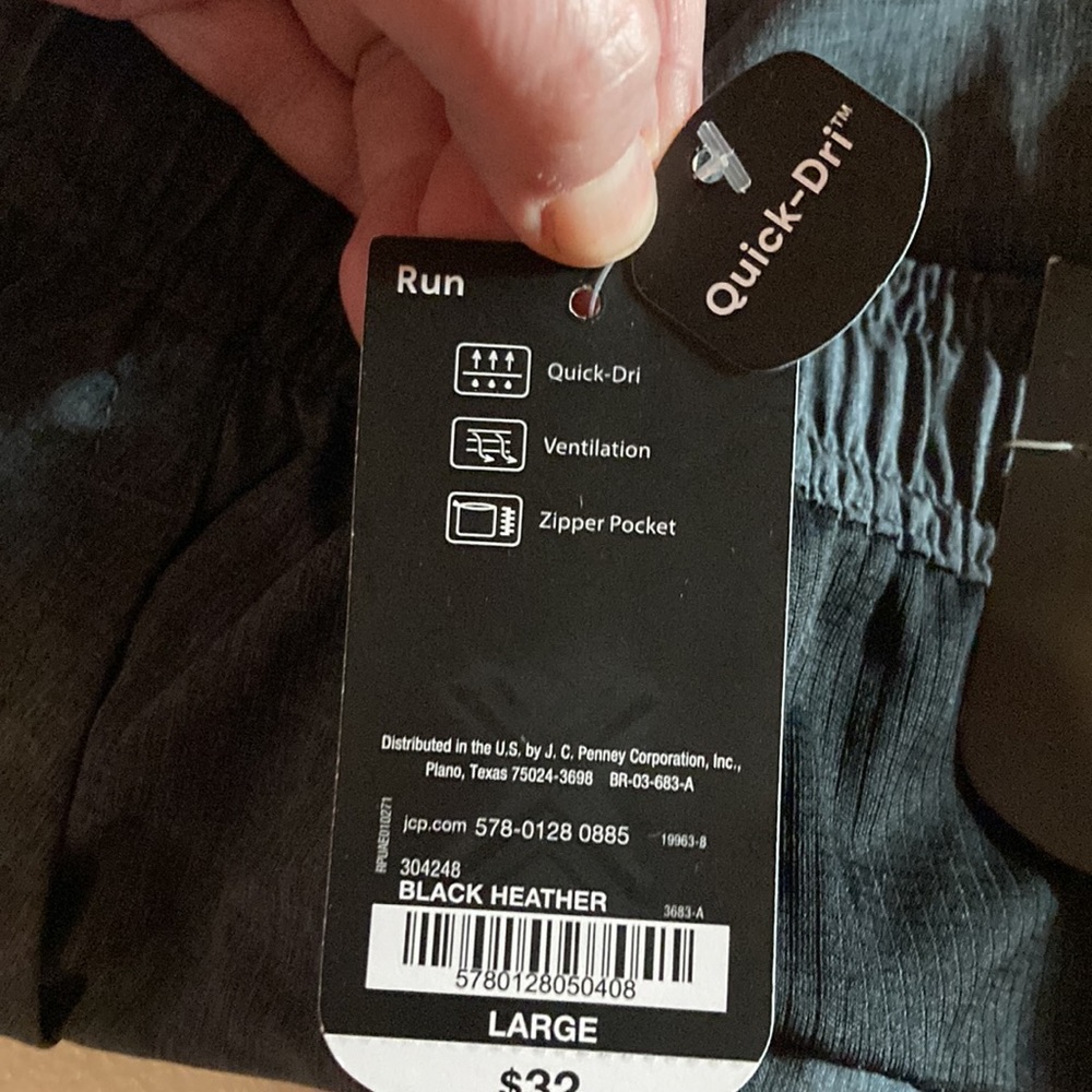 NWT Men’s Large Xersion Ventilated “Run” Shorts (ABBA) - Picture 8 of 10
